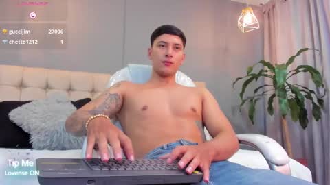 DAMIAN online show from 09/29/25, 02:11