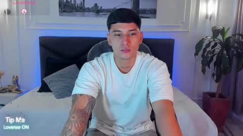 DAMIAN online show from 02/08/26, 01:03