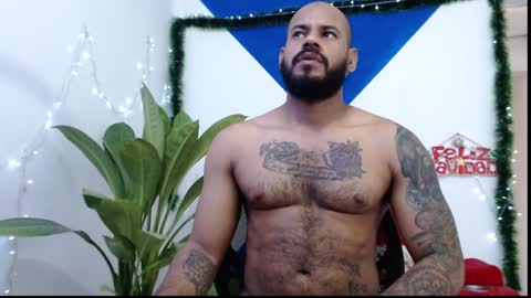 Snapshot of damian64436171 chatting on 12/14/24, 04:31 damian64436171 online show from 12/14/24, 04:31