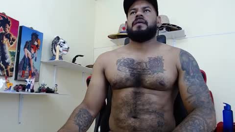 Snapshot of damian64436171 chatting on 09/17/25, 02:52 damian64436171 online show from 09/17/25, 02:52