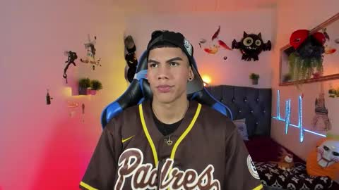 Damian online show from 11/02/25, 03:09