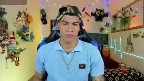 Damian online show from 11/19/25, 03:06