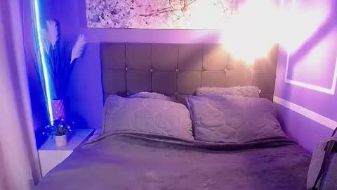 damian_n_lissa online show from 10/27/25, 01:42