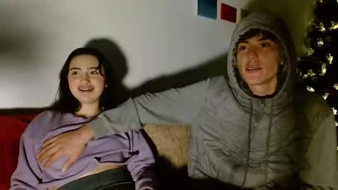 Snapshot of damian_n_maya chatting on 12/04/25, 01:15 Damian Maya online show from 12/04/25, 01:15