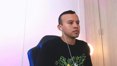 Snapshot of damian_wish chatting on 03/11/26, 07:42 Damian Wish online show from 03/11/26, 07:42