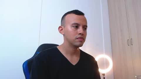 Snapshot of damian_wish chatting on 04/09/26, 06:57 Damian Wish online show from 04/09/26, 06:57