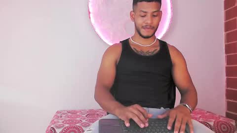 Snapshot of damiann_rees chatting on 01/08/25, 07:34 instagram damiannreed. online show from 01/08/25, 07:34