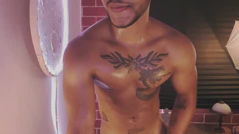 Snapshot of damiann_rees chatting on 02/05/25, 07:53 instagram damiannreed. online show from 02/05/25, 07:53