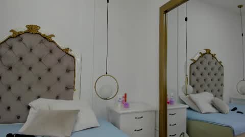 Damiana online show from 07/28/26, 06:42