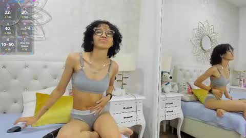 Damiana online show from 07/30/26, 12:15