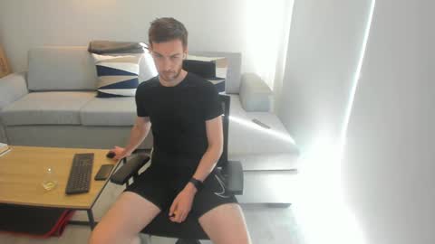 Snapshot of damiano007 chatting on 02/16/25, 03:05 CockandLoad online show from 02/16/25, 03:05