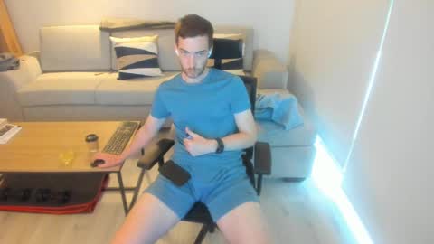 Snapshot of damiano007 chatting on 03/09/25, 04:55 CockandLoad online show from 03/09/25, 04:55