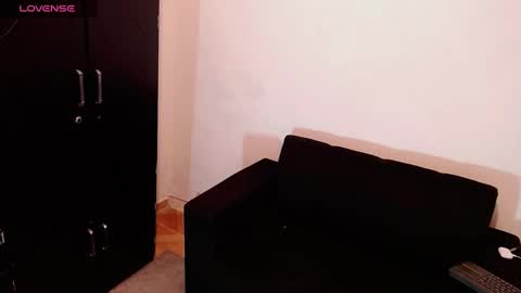 ---Taylor--- online show from 12/05/24, 06:21