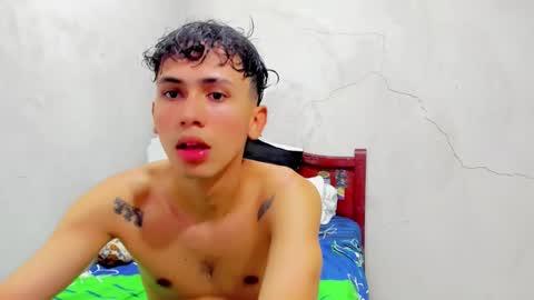 Snapshot of damien_444 chatting on 09/16/25, 08:43 damien_444 online show from 09/16/25, 08:43