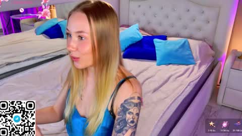 Emilia online show from 12/02/25, 06:14