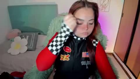 Criss online show from 11/08/25, 12:22