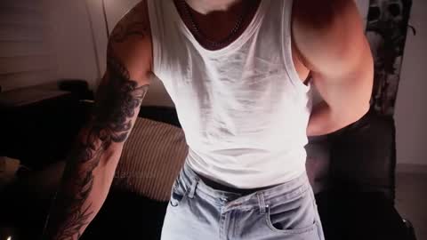 insta damn8   ---         -----  online show from 05/13/26, 11:33