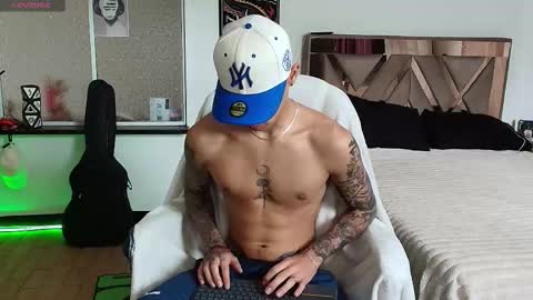 Damon online show from 10/19/25, 06:08