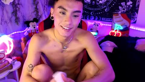 damon_clark_ online show from 03/05/25, 09:59