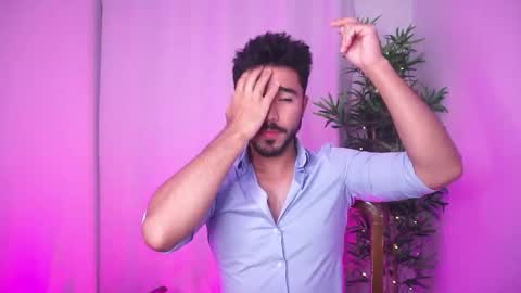 Snapshot of damon_frost chatting on 11/08/25, 12:00 damon_frost online show from 11/08/25, 12:00