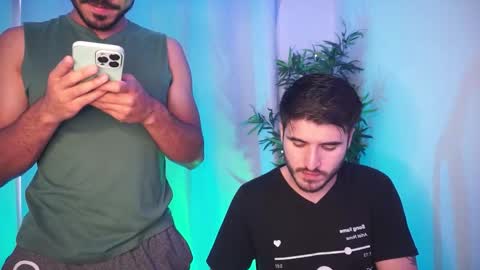 Snapshot of damon_frost chatting on 12/15/25, 07:07 damon_frost online show from 12/15/25, 07:07