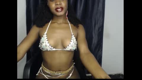 leah online show from 12/05/25, 04:21