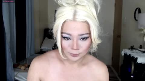 Snapshot of damselinmistress chatting on 05/24/26, 01:27 Alessandra online show from 05/24/26, 01:27