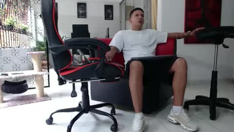 damyan_2003 online show from 12/27/24, 05:26