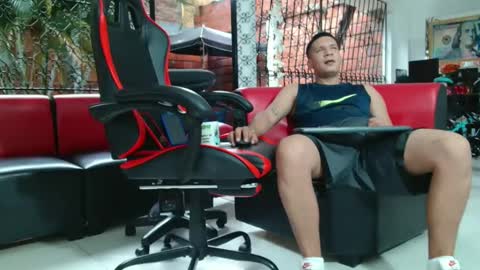 damyan_2003 online show from 03/04/25, 09:43