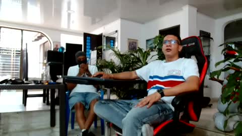 damyan_2003 online show from 07/13/26, 12:52
