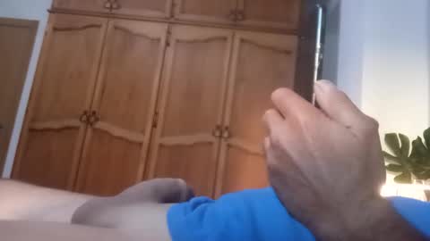 dan722750 online show from 10/20/25, 04:51