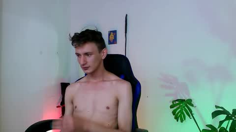 Dan and Noah online show from 09/25/25, 04:43