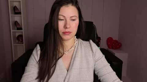 Dana Dom online show from 02/09/26, 01:20