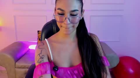 dana_paula online show from 09/21/25, 07:48