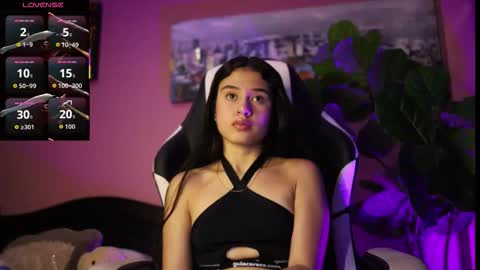 Snapshot of danaa_rouse chatting on 11/22/25, 09:03 danaa_rouse online show from 11/22/25, 09:03