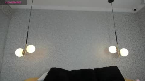    online show from 11/27/25, 09:06