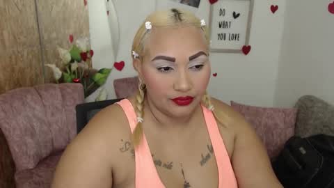 Snapshot of danalaleska chatting on 10/30/25, 06:59 danalaleska online show from 10/30/25, 06:59