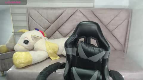 Danatella  online show from 09/21/25, 01:35