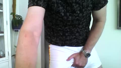 Snapshot of danbubs chatting on 12/26/24, 03:27 danbubs online show from 12/26/24, 03:27