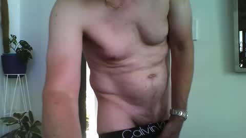 Snapshot of danbubs chatting on 01/09/25, 05:44 danbubs online show from 01/09/25, 05:44