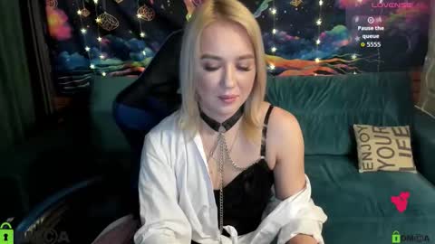 dances_queen online show from 03/31/26, 07:09