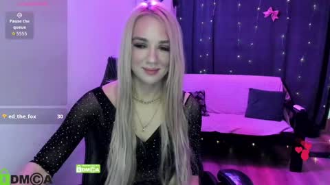 Snapshot of dances_queen chatting on 05/15/26, 09:05 dances_queen online show from 05/15/26, 09:05