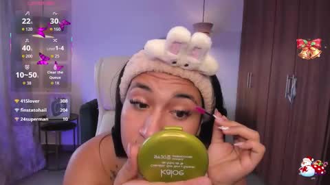 Snapshot of dandara_thompsson chatting on 10/19/25, 08:20 Dandara online show from 10/19/25, 08:20