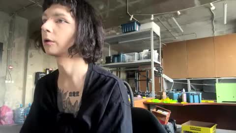 dandelion_sea online show from 09/23/25, 11:35