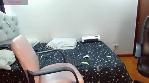 Snapshot of dandythomas chatting on 11/23/25, 06:41 DANDY THOMAS angeloo 666 online show from 11/23/25, 06:41