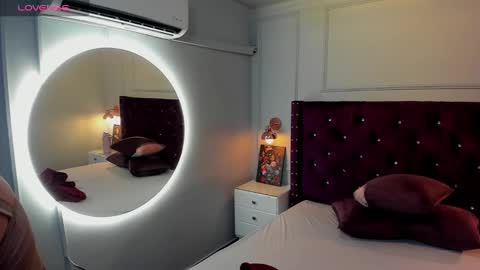 Snapshot of danee_19 chatting on 01/03/25, 11:46 Daniela online show from 01/03/25, 11:46