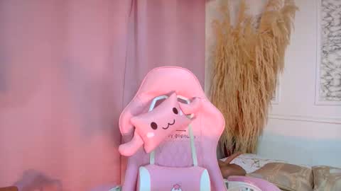 Danella Houston online show from 04/05/26, 08:06