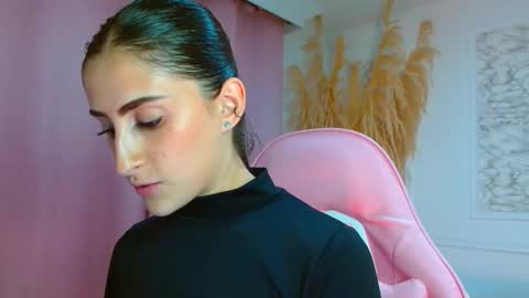 Danella Houston online show from 04/06/26, 07:59