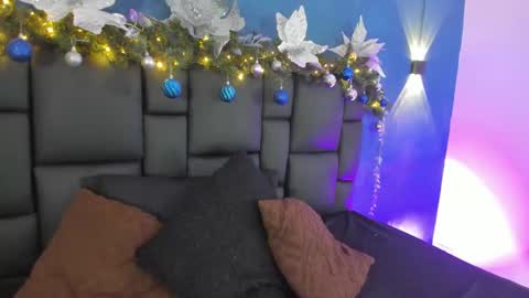 Snapshot of daneska_hiller chatting on 12/15/25, 08:02 daneska online show from 12/15/25, 08:02