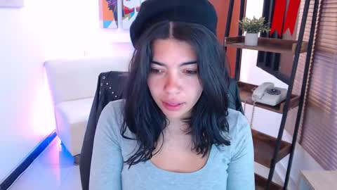 Veronica online show from 03/04/26, 11:49